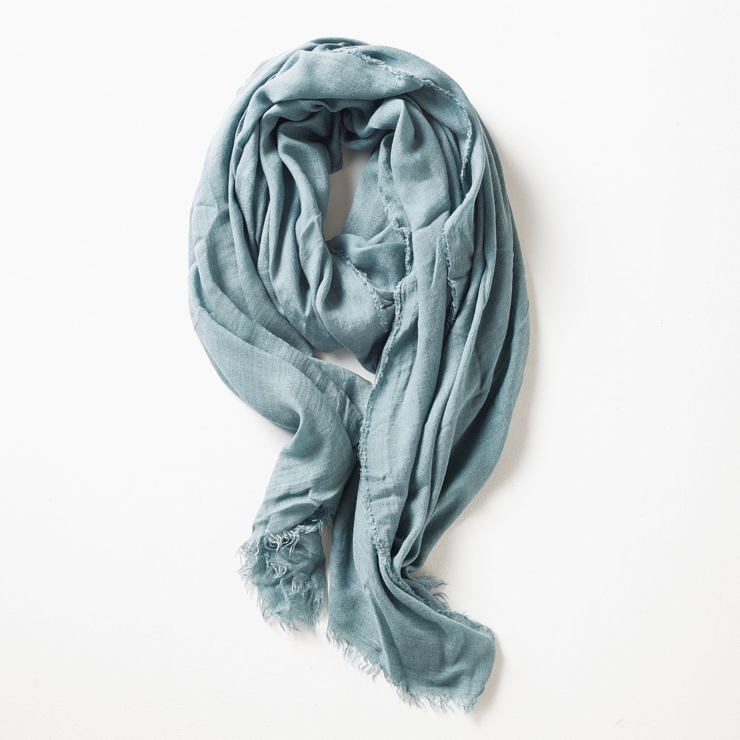 ジョニー・デップのファッションをひも解く愛用品6選｜Pen Online